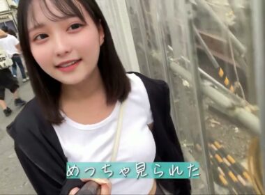 ノーブラ散歩近所をノーブラで散歩したらすれ違った人に見られちゃった