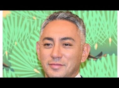 團十郎が涙のお墓参り…麻央さんへ伝えた“ある報告”に感動🥹#市川團十郎 #小林麻央 #市川ぼたん #堀越勸玄 #家族愛 #歌舞伎 #感動エピソード #芸能ニュース #お墓参り #涙🖼️サムネ