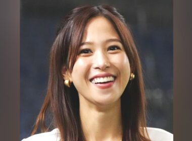 😢「言わない方がいいのかも…」鷲見玲奈が政治への本音を告白…共感が止まらない！#鷲見玲奈 #政治 #Instagram #フリーアナウンサー #芸能ニュース #話題 #ニュース #世間の反 #SNS