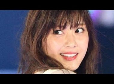 長谷部誠コーチのモデル妻・佐藤ありさ、38歳の誕生日に驚きの声「こんなきれいな38歳見たことない」✨😍