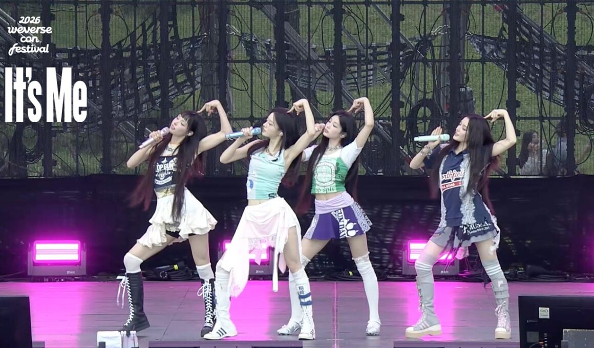 ILLIT (아일릿) 'It's Me' @2026 Weverse Con Festival