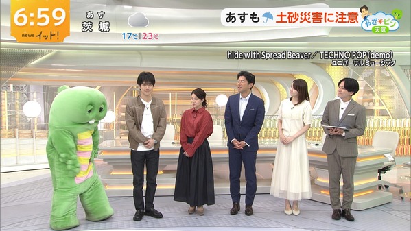 1 (9)