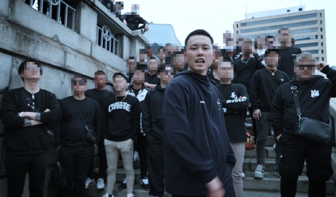 REAL-T - 脛の傷