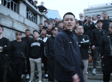 REAL-T - 脛の傷