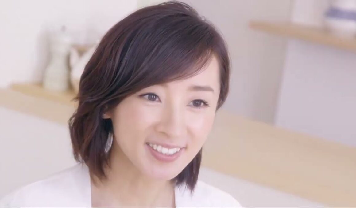西尾由佳理  シュミテクト (201502)
