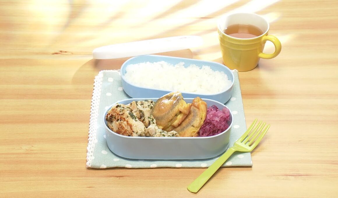【3分クッキング公式】ハーブチキン弁当（ハーブ塩麹チキン／椎茸のチーズピカタ／紫キャベツのコールスロー）